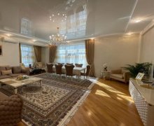 Satılır Yeni Tikili Elmlər akademiyası m., Yasamal qəs., Yasamal r.