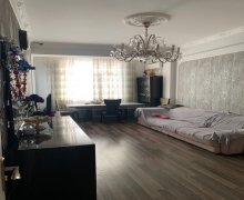 7-ci mkr-da satılan evlər Azadlıq m., 7-ci mikrorayon, Binəqədi r.