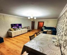 Satılır Köhnə Tikili Neftçilər m., 8-ci kilometr, Nizami r. Satılır Köhnə Tikili Neftçilər m., 8-ci kilometr, Nizami r.