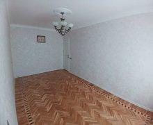 Satılır Köhnə Tikili İnşaatçılar m., Yasamal r.