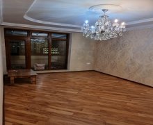 Satılır Köhnə Tikili Qara Qarayev m., Nizami r. Satılır Köhnə Tikili Qara Qarayev m., Nizami r.