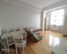 Satılır Yeni Tikili Xırdalan ş. Satılır Yeni Tikili Xırdalan ş.