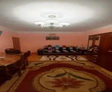 Satılır Köhnə Tikili Memar Əcəmi m., 9-cu mikrorayon, Binəqədi r.