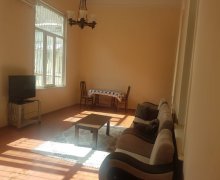 iceri seherde aylıq kiraye evler İçərişəhər m., Səbail r.