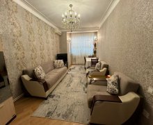 Satılır Köhnə Tikili Qara Qarayev m., Nizami r.