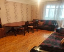 Satılır Köhnə Tikili Memar Əcəmi m., 4-cü mikrorayon, Nəsimi r.