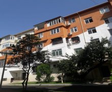 Satılır Köhnə Tikili Memar Əcəmi m., 4-cü mikrorayon, Nəsimi r.