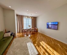 Satılır Yeni Tikili İnşaatçılar m., Yeni Yasamal qəs., Yasamal r.