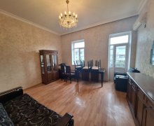 Kirayə (aylıq) Köhnə Tikili Nəriman Nərimanov m., Montin qəs., Nərimanov r.