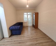 Satılır Köhnə Tikili 9-cu mikrorayon, Binəqədi r.