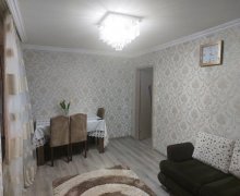 Satılır Köhnə Tikili İnşaatçılar m., Yasamal qəs., Yasamal r.