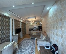 Satılır Yeni Tikili Xırdalan ş. Satılır Yeni Tikili Xırdalan ş.