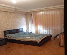 Satılır Yeni Tikili Azadlıq m., 8-ci mikrorayon, Binəqədi r.