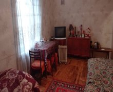 Satılır Köhnə Tikili Elmlər akademiyası m., Yasamal qəs., Yasamal r.