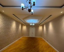 7-ci mkr-da satılan evlər Azadlıq m., 7-ci mikrorayon, Binəqədi r.