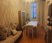 iceri seherde aylıq kiraye evler İçərişəhər m., Səbail r. iceri seherde aylıq kiraye evler İçərişəhər m., Səbail r.