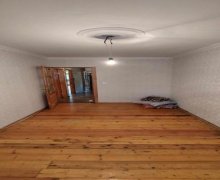 Satılır Köhnə Tikili Xalqlar dostluğu m., 8-ci kilometr, Nizami r.