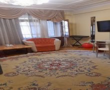 iceri seherde aylıq kiraye evler İçərişəhər m., Səbail r.