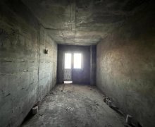 Satılır Yeni Tikili Xalqlar dostluğu m., 8-ci kilometr, Nizami r.