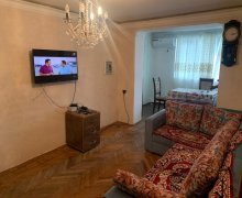 Satılır Köhnə Tikili Elmlər akademiyası m., Yasamal qəs., Yasamal r.