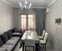 Satılır Köhnə Tikili Azadlıq m., 8-ci mikrorayon, Binəqədi r.