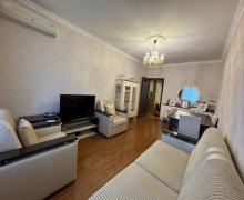 Satılır Köhnə Tikili Xətai r.