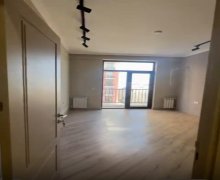 Satılır Yeni Tikili Binəqədi r. Satılır Yeni Tikili Binəqədi r.