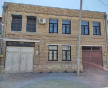 Satılır Həyət evi/villa Gəncə ş. Satılır Həyət evi/villa Gəncə ş.