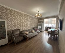 Satılır Yeni Tikili İnşaatçılar m., Yeni Yasamal qəs., Yasamal r.