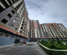 Satılır Yeni Tikili Qara Qarayev m., Nizami r.