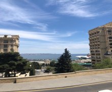 Kirayə (aylıq) Köhnə Tikili İçərişəhər m., Səbail r.