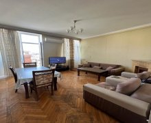 Satılır Köhnə Tikili Sahil m., Səbail r.