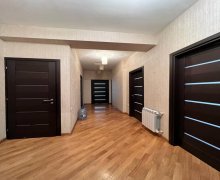 Satılır Yeni Tikili Elmlər akademiyası m., Yasamal qəs., Yasamal r.