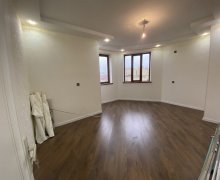 Satılır Yeni Tikili Xırdalan ş.