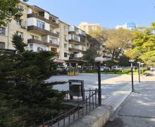 Satılır Köhnə Tikili Nizami m., Yasamal r.