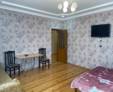 Kirayə (günlük) Həyət evi/villa Oğuz ş. Kirayə (günlük) Həyət evi/villa Oğuz ş.