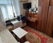 Satılır Köhnə Tikili İnşaatçılar m., Yasamal qəs., Yasamal r.