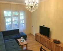 Satılır Köhnə Tikili Əhmədli m., Əhmədli, Xətai r.