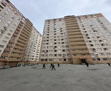 Satılır Yeni Tikili Xırdalan ş. Satılır Yeni Tikili Xırdalan ş.