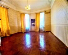 iceri seherde evlerin qiymeti İçərişəhər m., Səbail r.