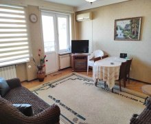 Kirayə (aylıq) Köhnə Tikili İçərişəhər m., Səbail r. Kirayə (aylıq) Köhnə Tikili İçərişəhər m., Səbail r.