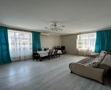 Satılır Köhnə Tikili Elmlər akademiyası m., Yasamal r.