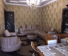 Satılır Yeni Tikili Azadlıq m., 8-ci mikrorayon, Binəqədi r.