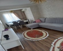 Satılır Köhnə Tikili Azadlıq m., Binəqədi r.