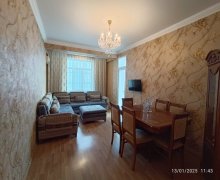 Satılır Yeni Tikili Azadlıq m., 8-ci mikrorayon, Binəqədi r.