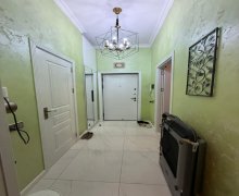 Satılır Yeni Tikili İnşaatçılar m., Yasamal qəs., Yasamal r.