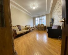 Satılır evlerin qiymeti Memar Əcəmi m., 1-ci mikrorayon, Nəsimi r.