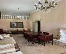 iceri seherde aylıq kiraye evler İçərişəhər m., Səbail r.