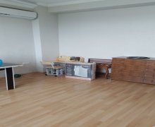 Satılır Yeni Tikili Xalqlar dostluğu m., Xətai r.