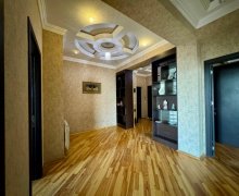 Satılır Yeni Tikili İnşaatçılar m., Yeni Yasamal qəs., Yasamal r.